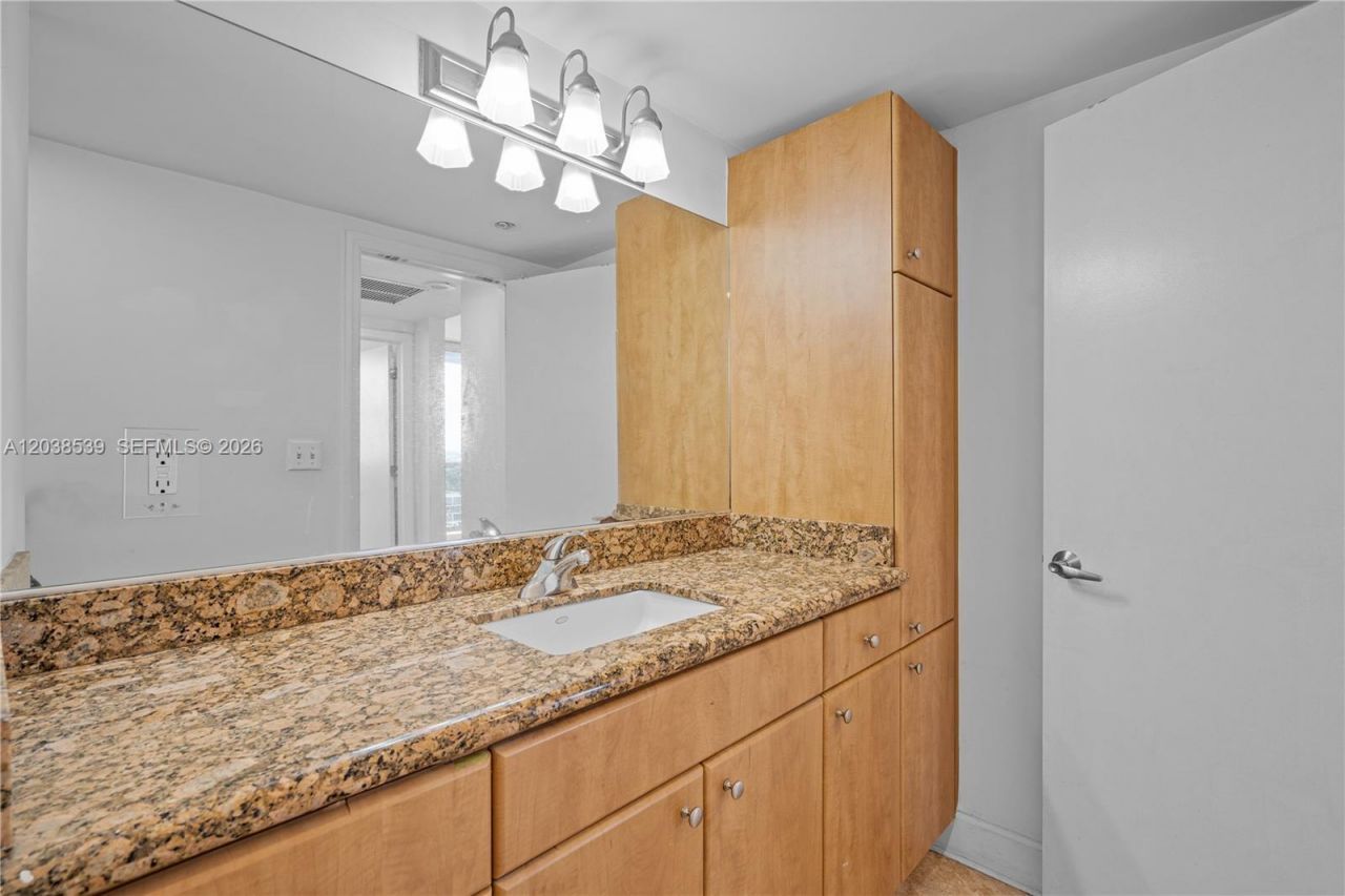 401 69th St , Unit PH101, Miami Beach, FL 33141 Photo