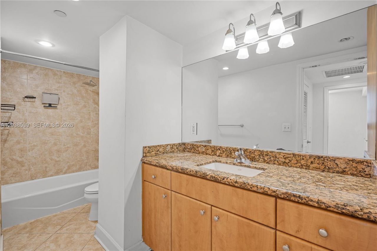 401 69th St , Unit PH101, Miami Beach, FL 33141 Photo