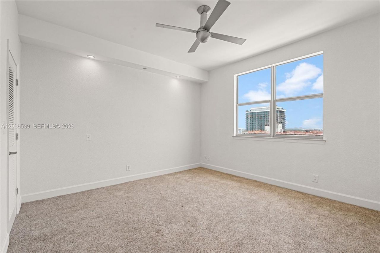 401 69th St, Unit PH101, Miami Beach, FL 33141 Photo