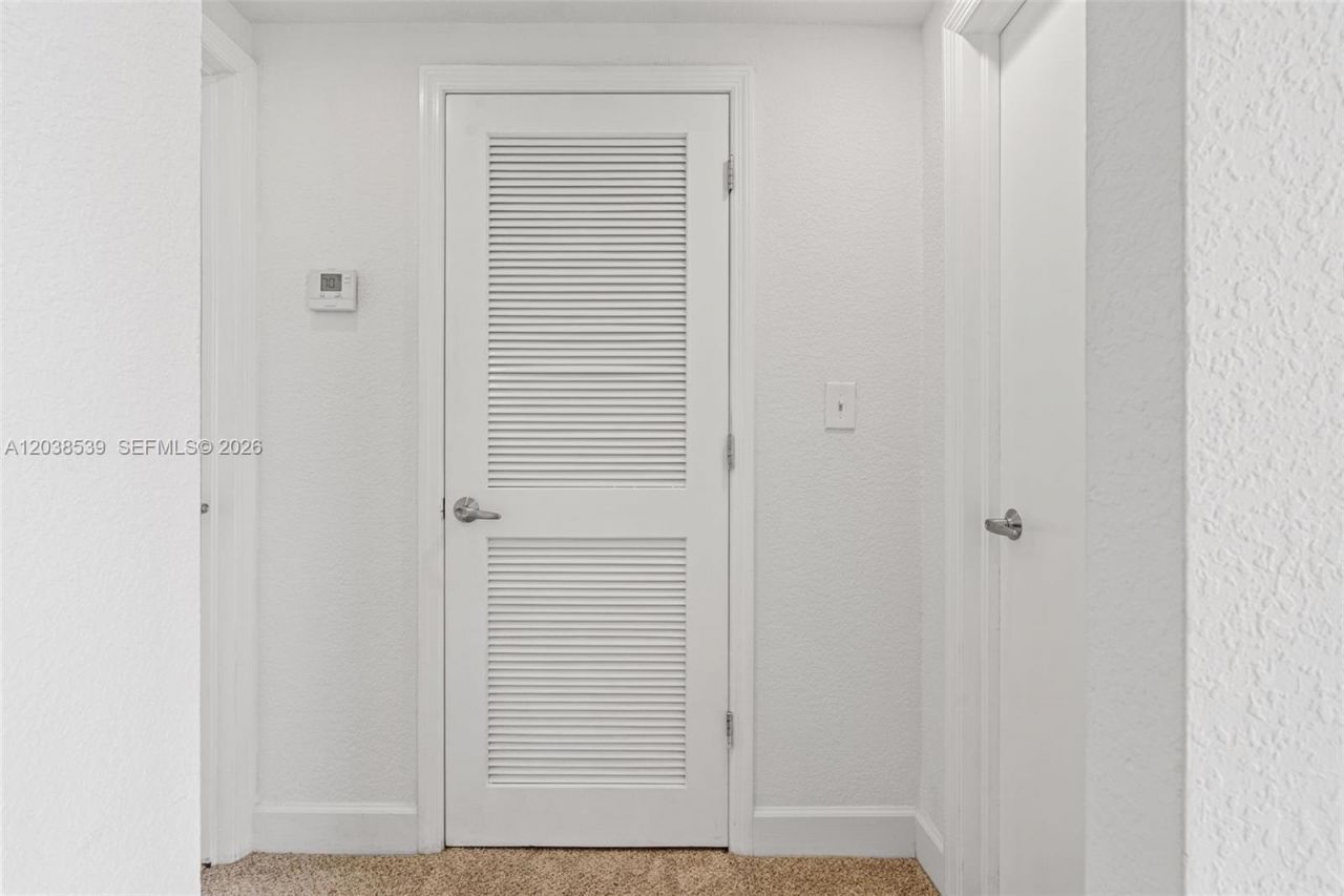 401 69th St, Unit PH101, Miami Beach, FL 33141 Photo