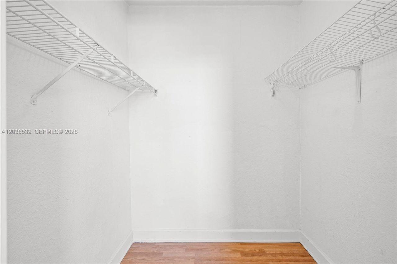 401 69th St , Unit PH101, Miami Beach, FL 33141 Photo