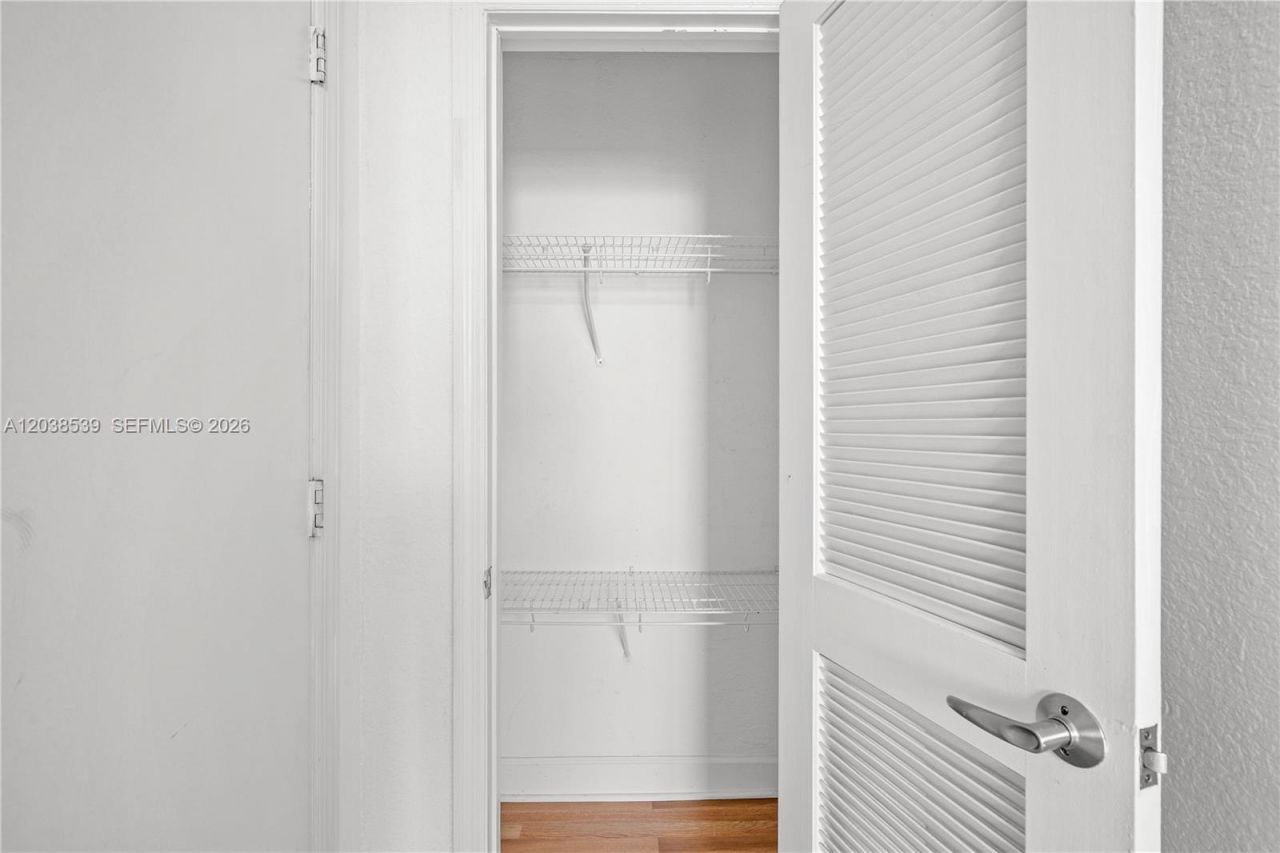 401 69th St , Unit PH101, Miami Beach, FL 33141 Photo