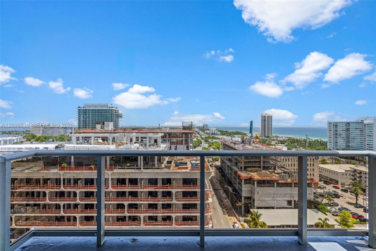 401 69th St, Unit PH101, Miami Beach, FL 33141 Photo