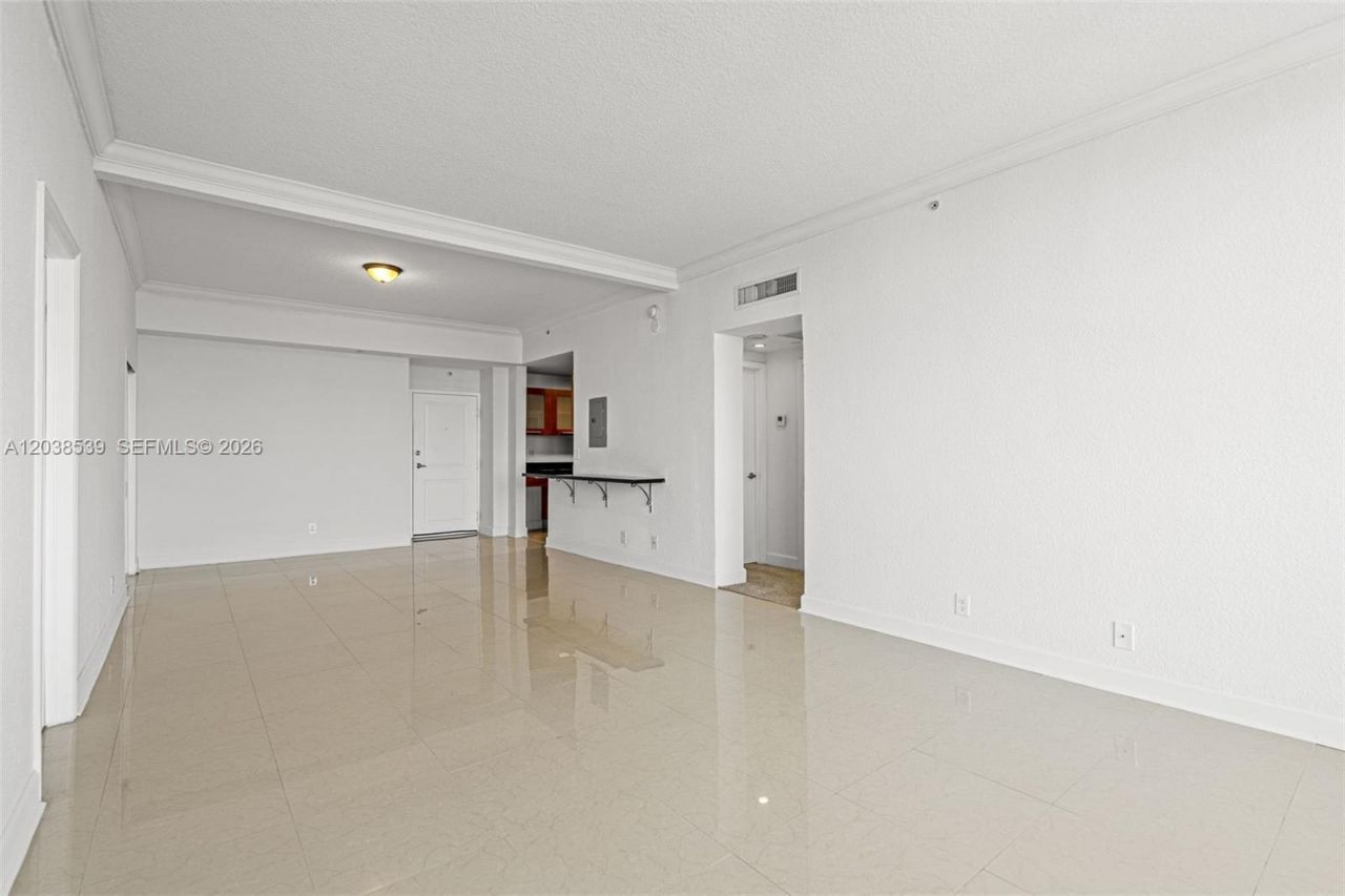 401 69th St, Unit PH101, Miami Beach, FL 33141 Photo