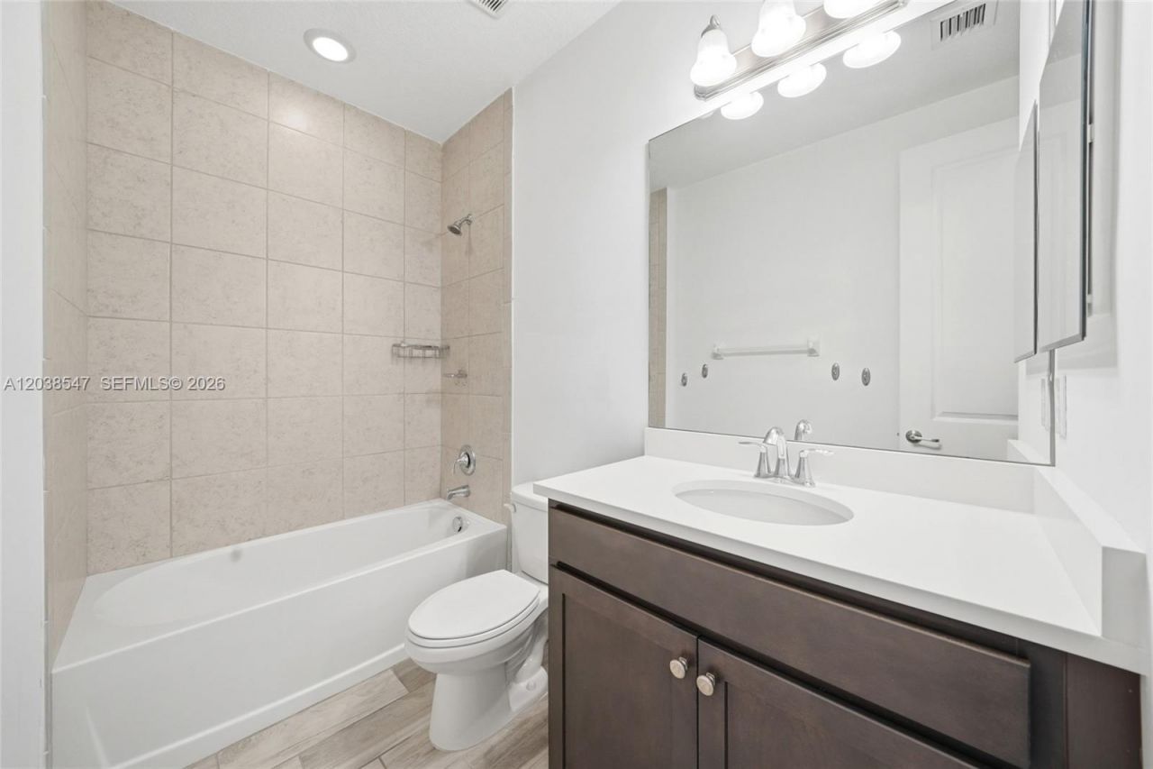3384 NW 5th St , Pompano Beach, FL 33069 Photo