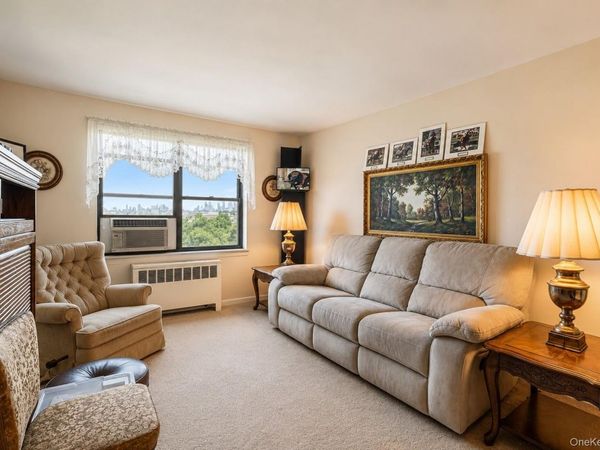 5224 65th Place , Unit 3L, Maspeth, NY 11378