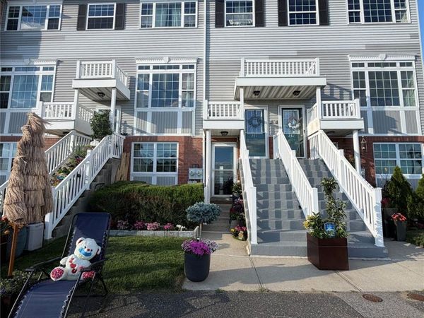 291 Surf Drive, Unit 214B, Bronx, NY 10473