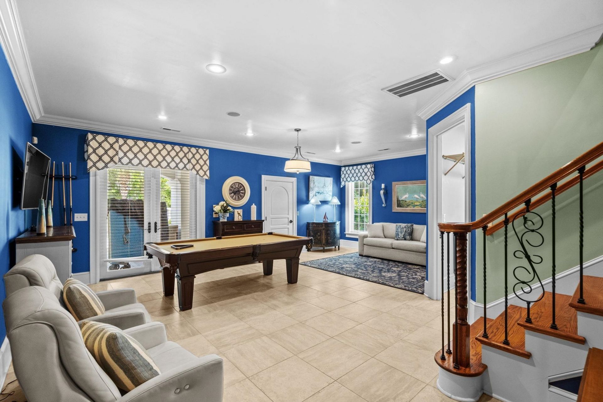 9305 Marina Pkwy.  Photo 10