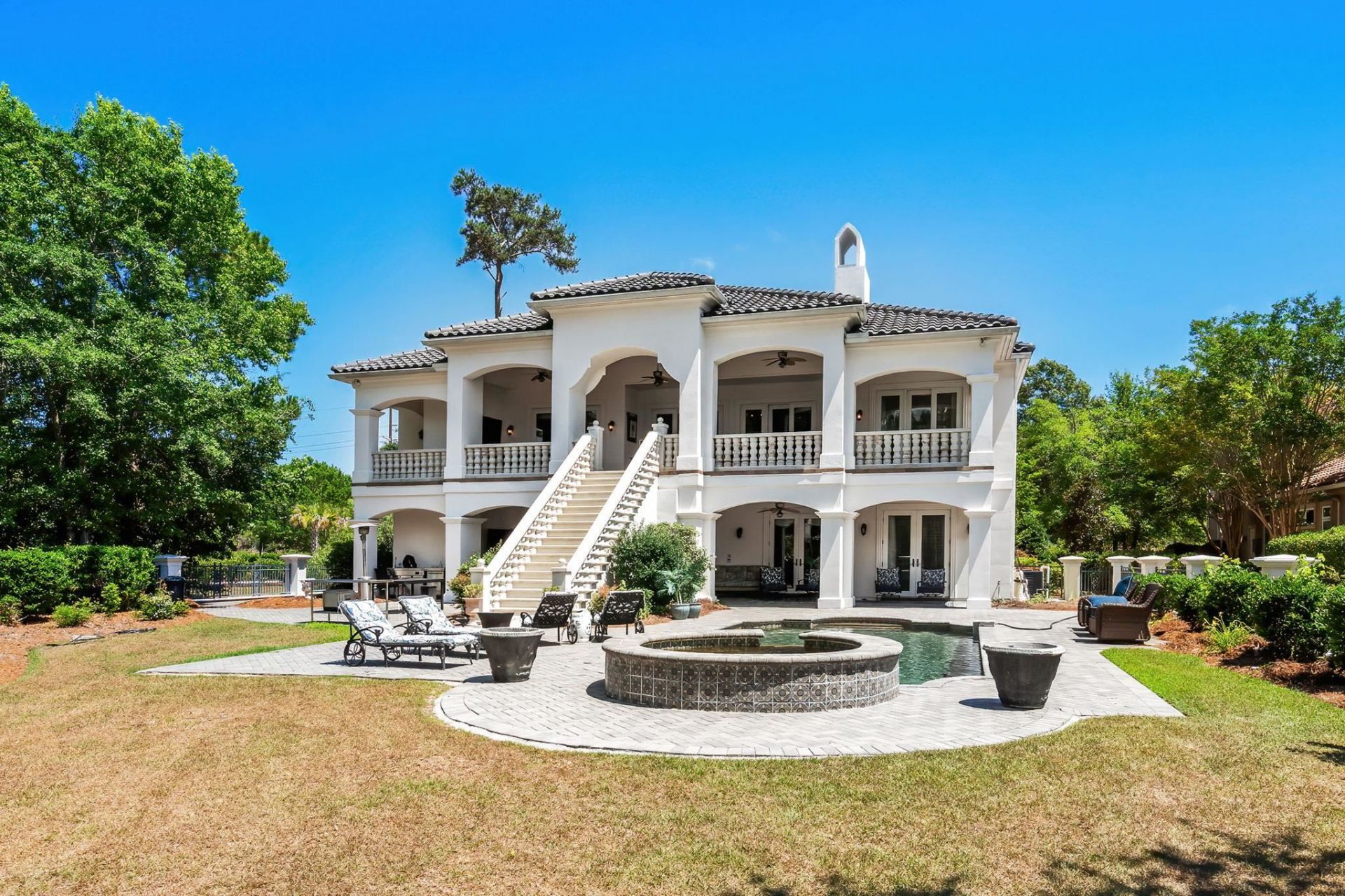 9305 Marina Pkwy.  Photo 22