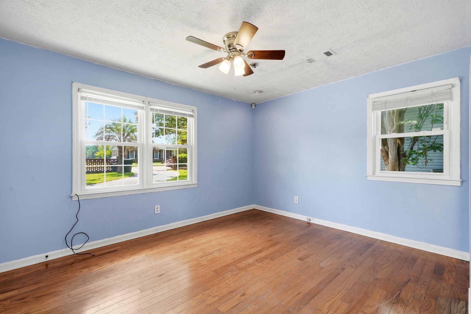 2208 Hare St.  Photo 15
