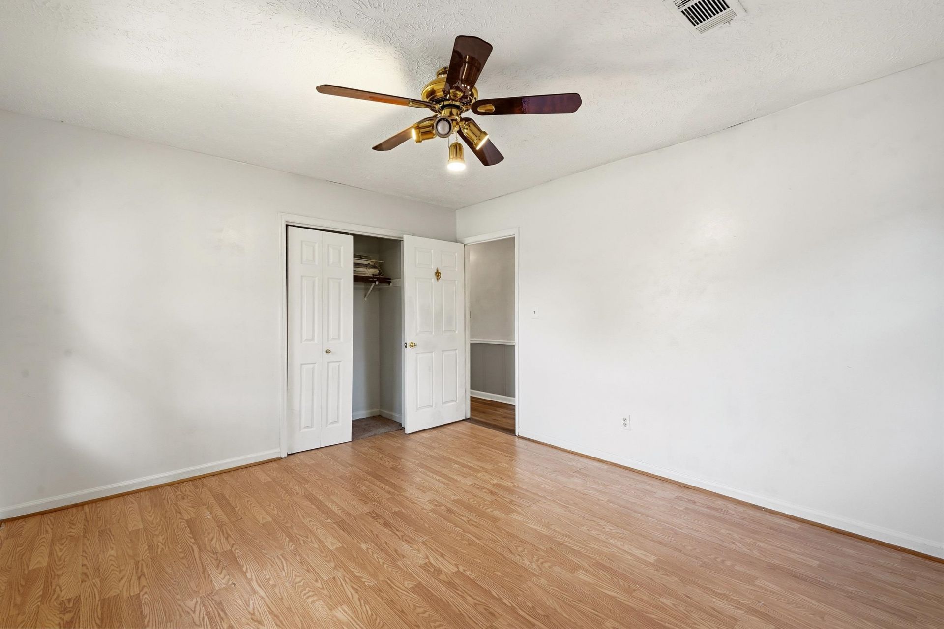 2208 Hare St.  Photo 18