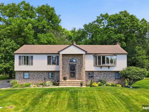 383 Talbot Drive, FAIRFIELD, NJ 07004