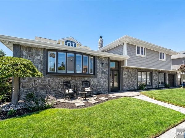 535 Willow Avenue, LYNDHURST, NJ 07071