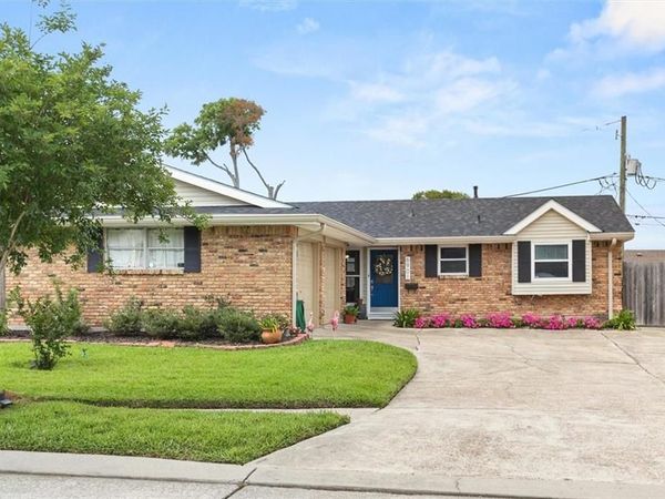 6901 ITHACA Street, Metairie, LA 70003