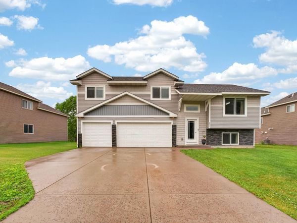 835 Highview Loop SE, Pine City, MN 55063