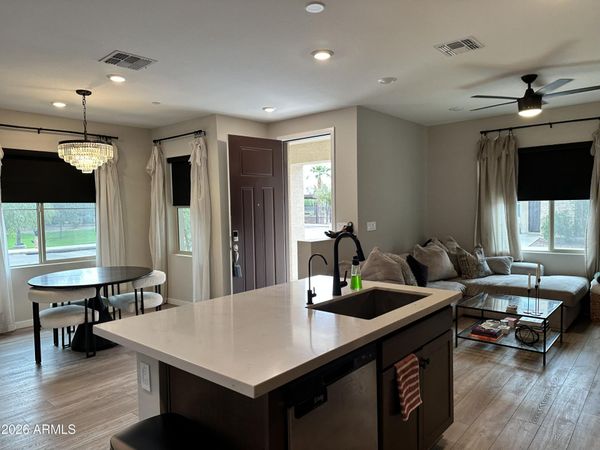 4601 S RENAISSANCE Drive, Unit 101, Gilbert, AZ 85297