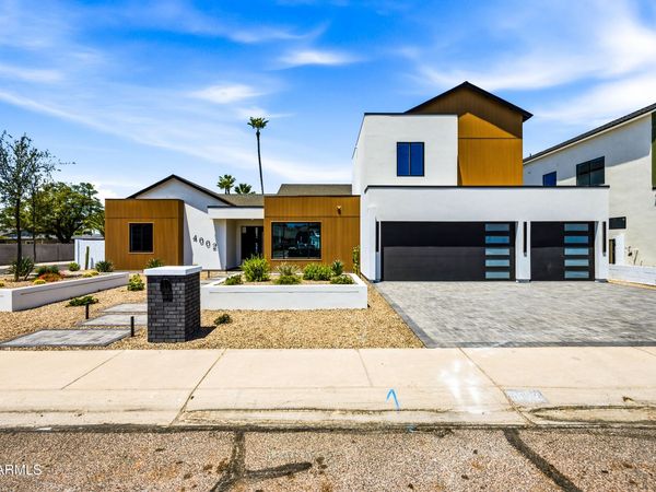 4002 N 34TH Street, Phoenix, AZ 85018