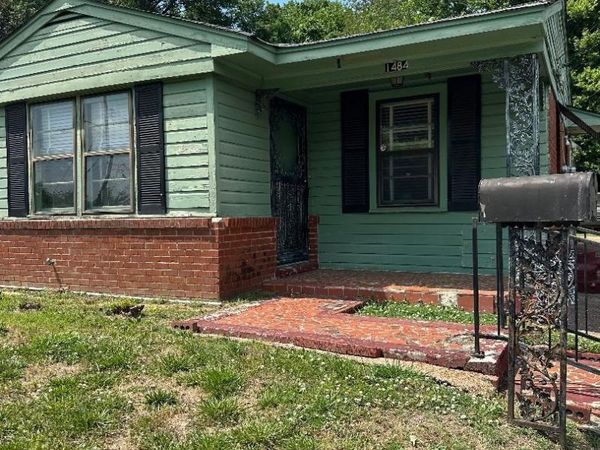 1484 E DEMPSTER RD, Memphis, TN 38106