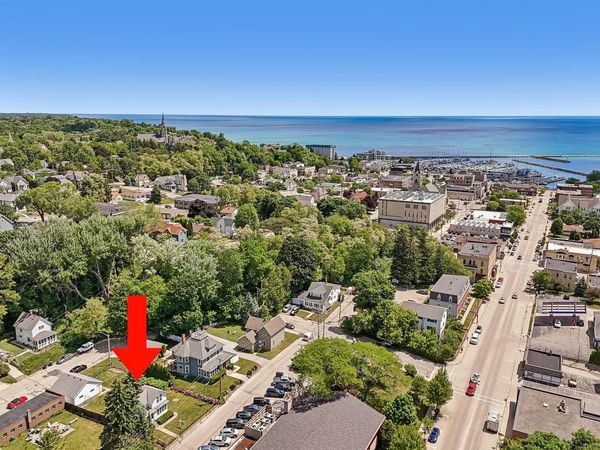 317 W Main STREET, Port Washington, WI 53074