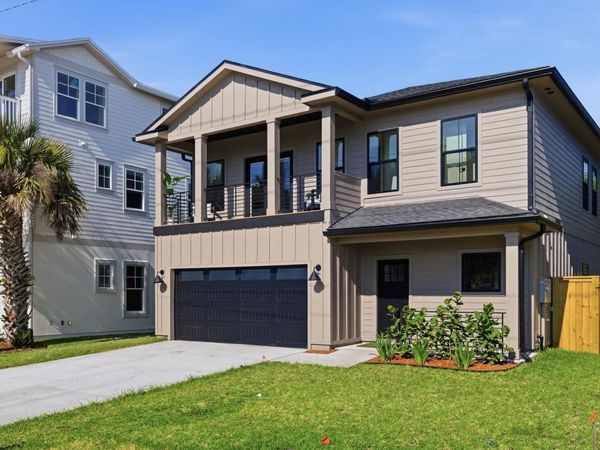 808 4TH Street S, Jacksonville Beach, FL 32250