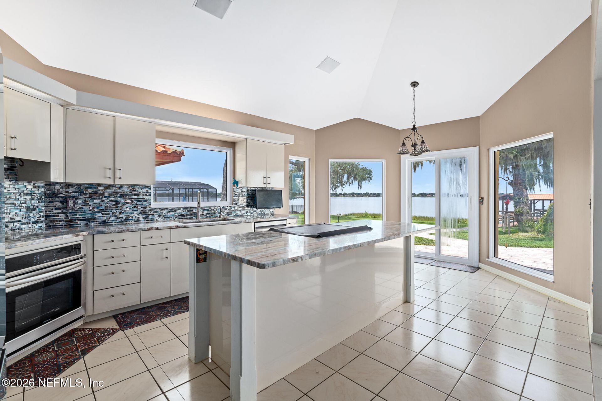 1412 Mosswood Drive, Leesburg, FL 34748 Photo