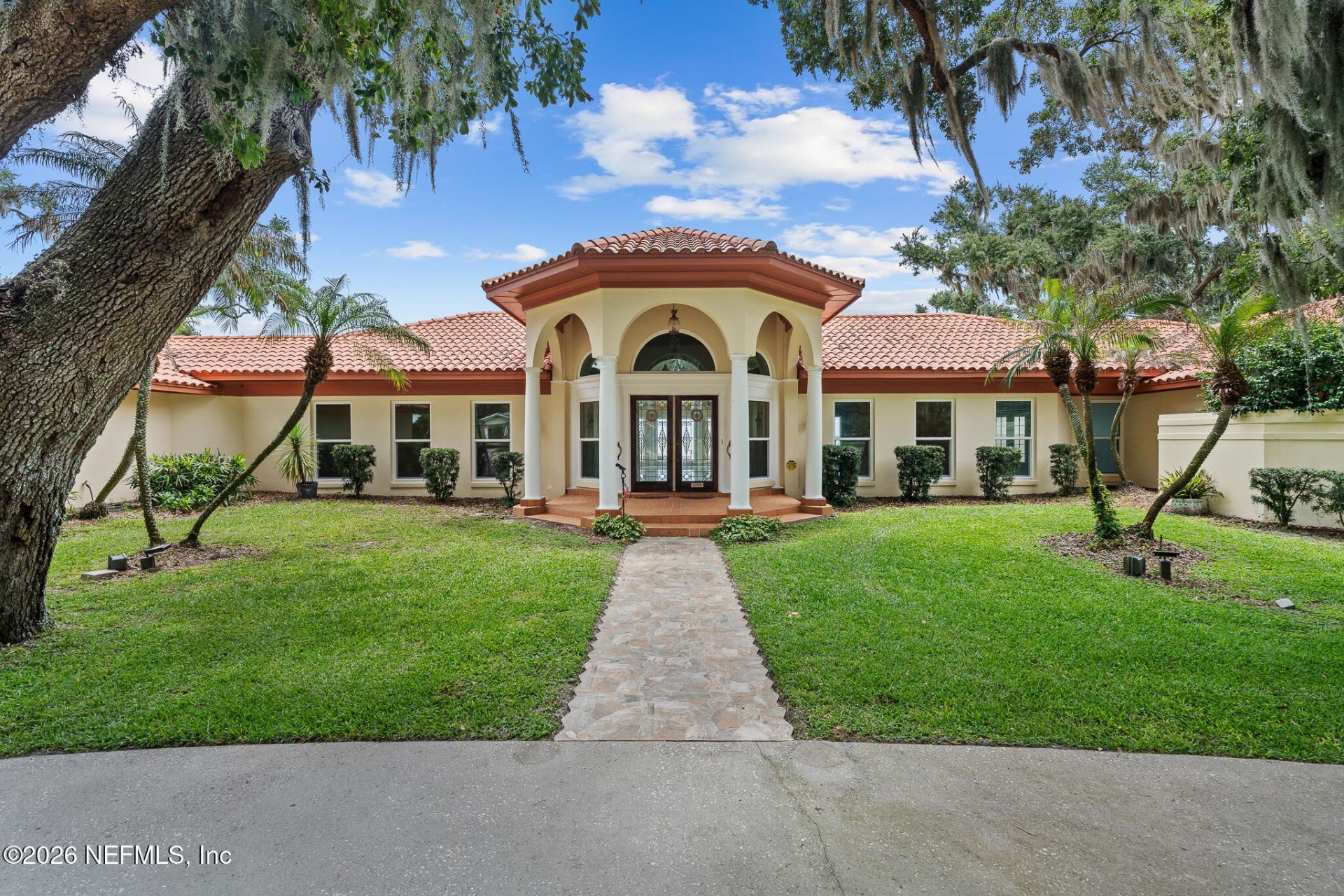 1412 Mosswood Drive, Leesburg, FL 34748 Photo