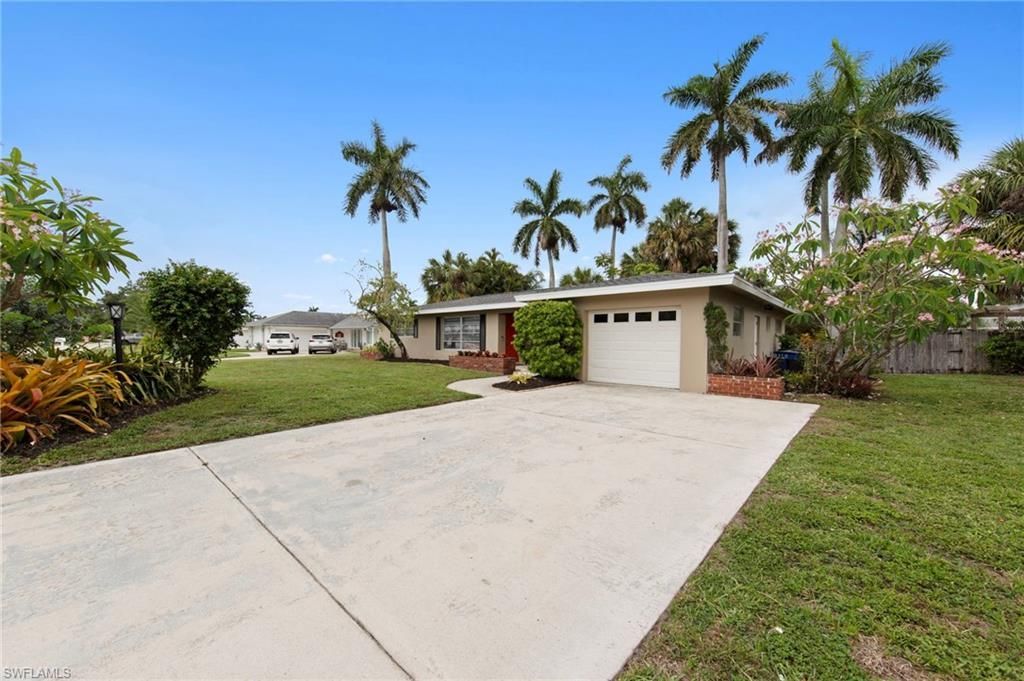 5046 Northampton Dr, Fort Myers, FL 33919 Photo