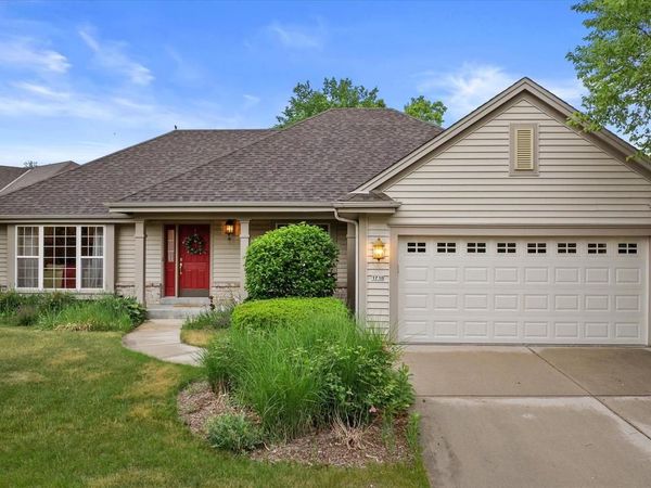 1718 Tumbleweed CIRCLE, West Bend, WI 53095