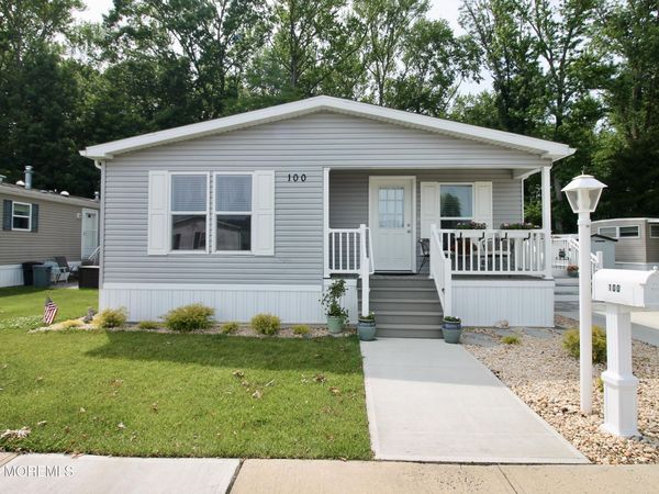 100 Woody Road, Freehold, NJ 07728