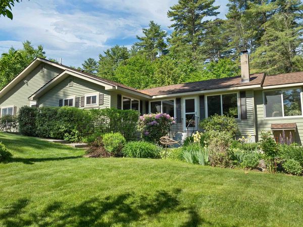 8 Edwards Way, Wolfeboro, NH 03894