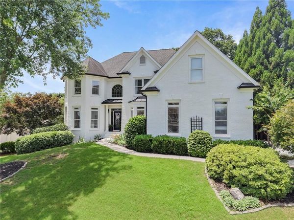 2461 Floral Valley Drive , Dacula, GA 30019