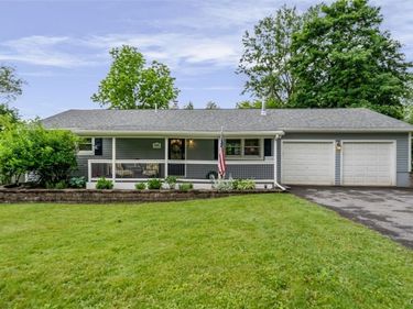 205 Garrett Drive, Manlius, NY 13104