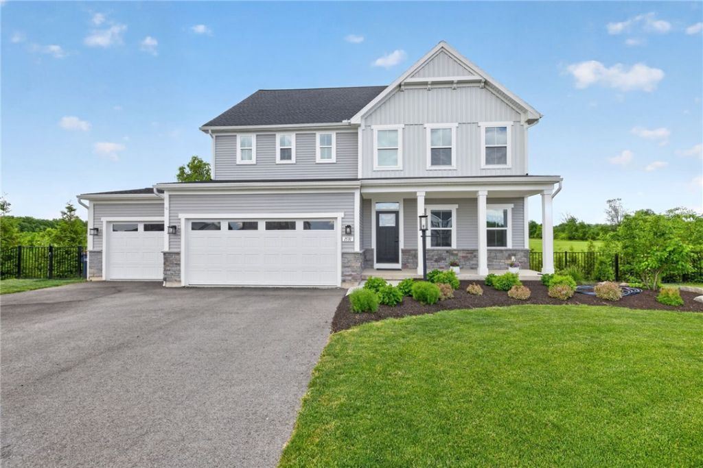 1531 Beaumont Way, Victor, NY 14564 Main Photo
