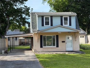 104 Orchard Avenue , Nedrow, NY 13120
