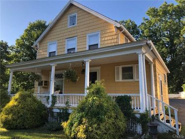 167 E Genesee St Apt 2 , Skaneateles, NY 13152