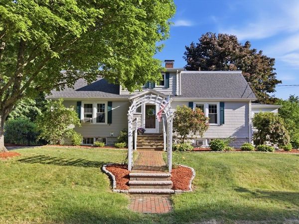 79 Orange Street, Reading, MA 01867