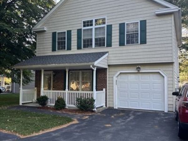 26 Ironwood Ln, Unit 26, Tewksbury, MA 01876