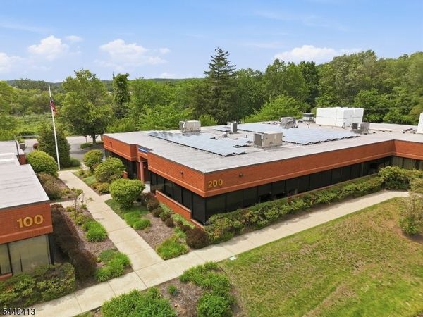 200 Mineral Springs Dr, Rockaway, NJ 07801