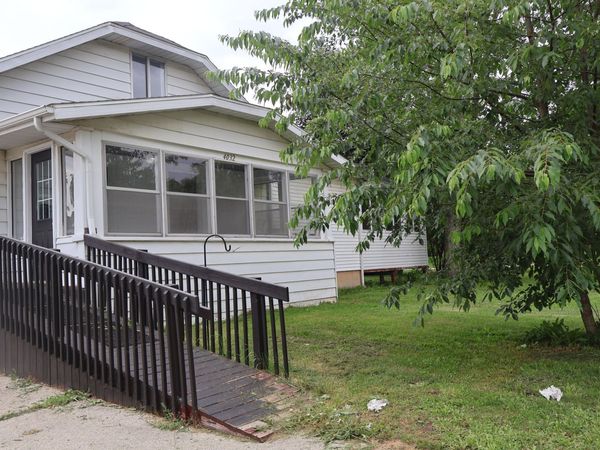 4032 Richmond Street NW, Grand Rapids, MI 49534