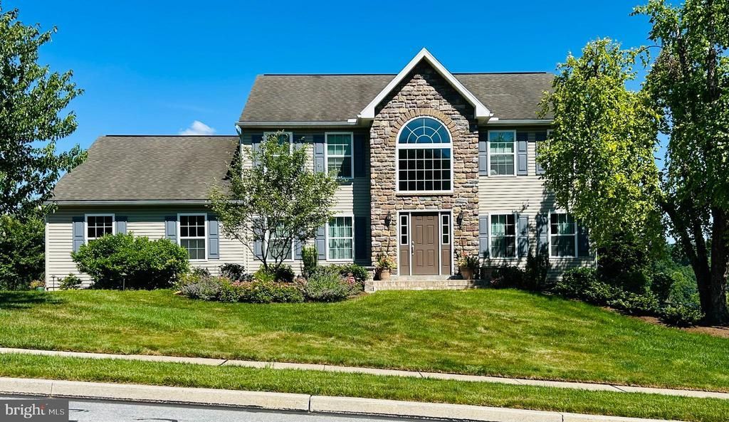 21 HILGERT AVENUE , SHILLINGTON, PA 19607