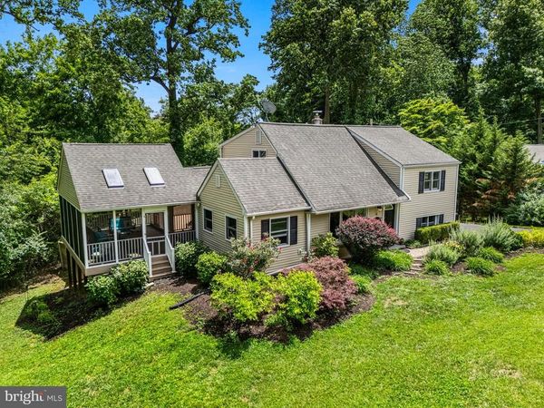 48 GREENTREE LANE , MALVERN, PA 19355