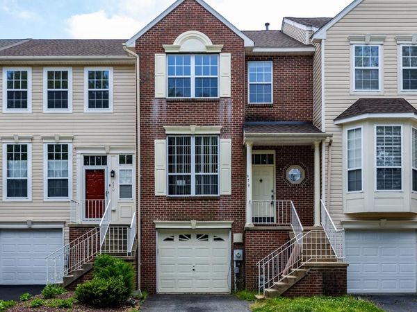 872 N WATERFORD LANE, WILMINGTON, DE 19808