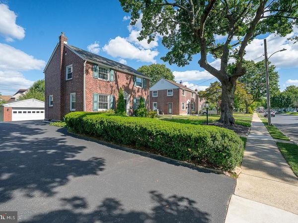 43 NETHERWOOD DRIVE, SPRINGFIELD, PA 19064