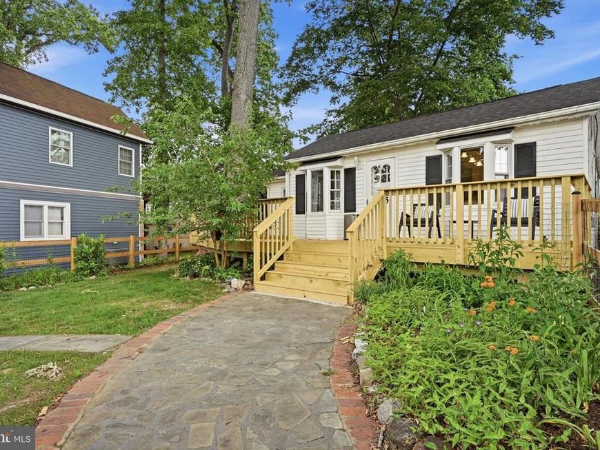 1815 Glenarm Road, Edgewater, MD 21037 Main Photo
