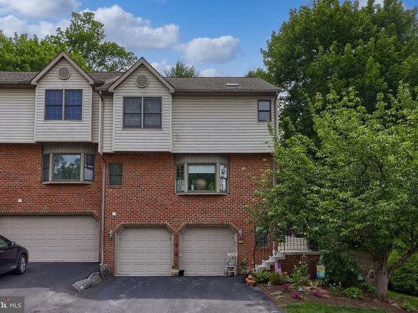 102 RIVER BEND PARK, LANCASTER, PA 17602