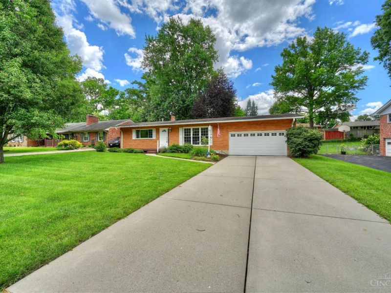 1063 Newcastle Drive, Springfield Twp., OH 45231 Photo 1