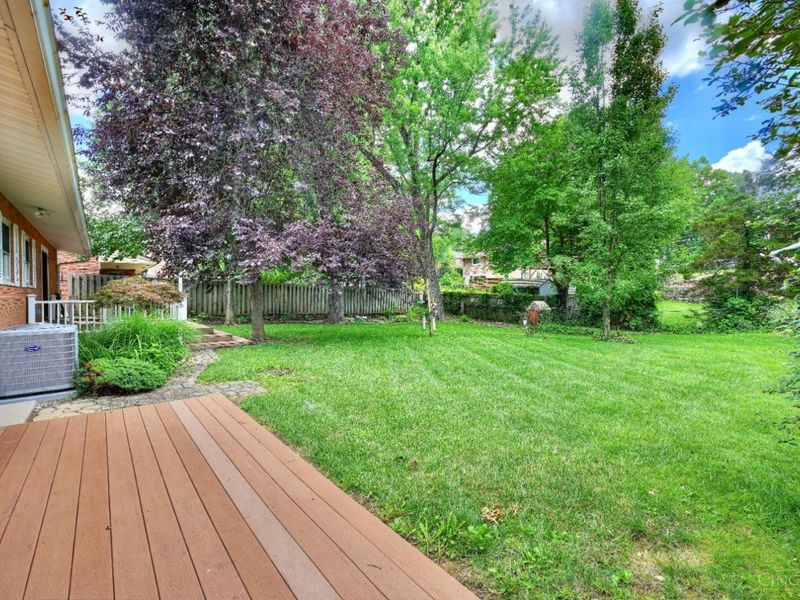 1063 Newcastle Drive, Springfield Twp., OH 45231 Photo 30