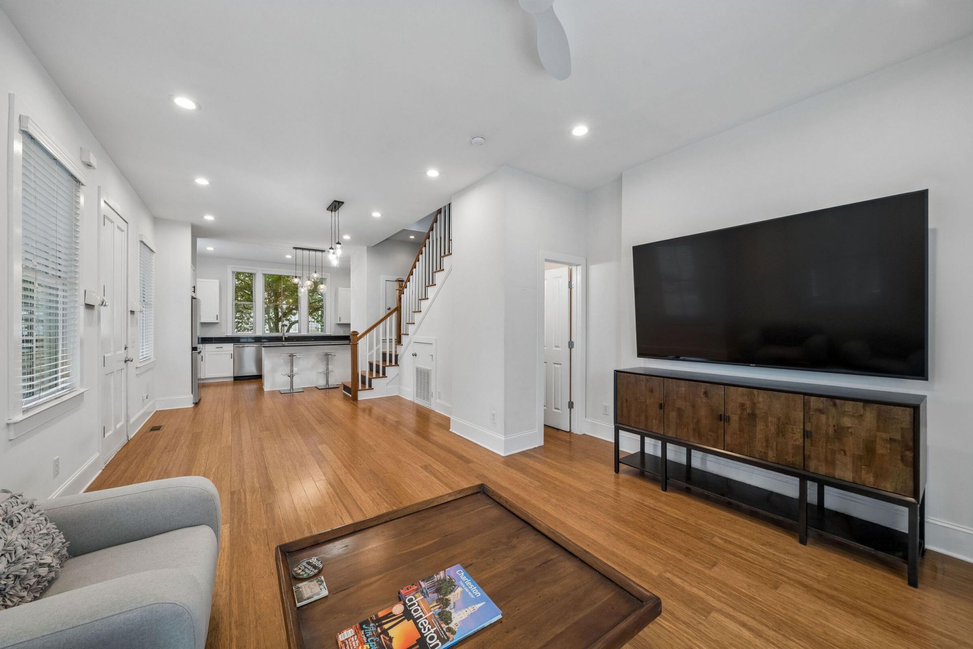 246 Rutledge Avenue Photo 13
