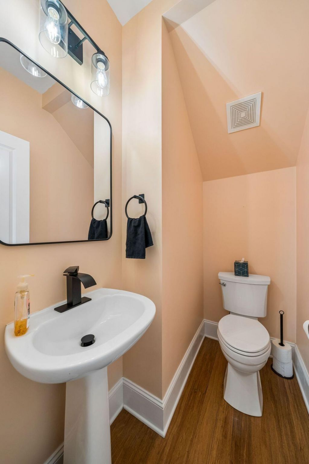 246 Rutledge Avenue Photo 14