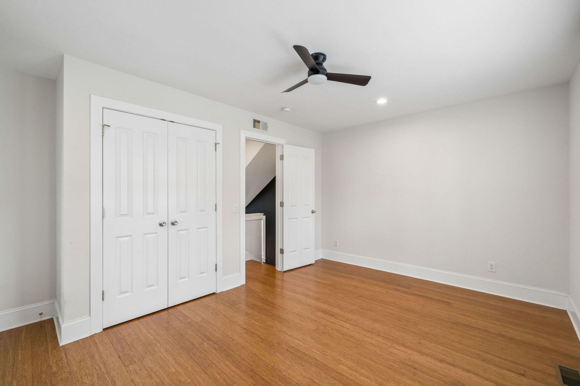 246 Rutledge Avenue Photo 17
